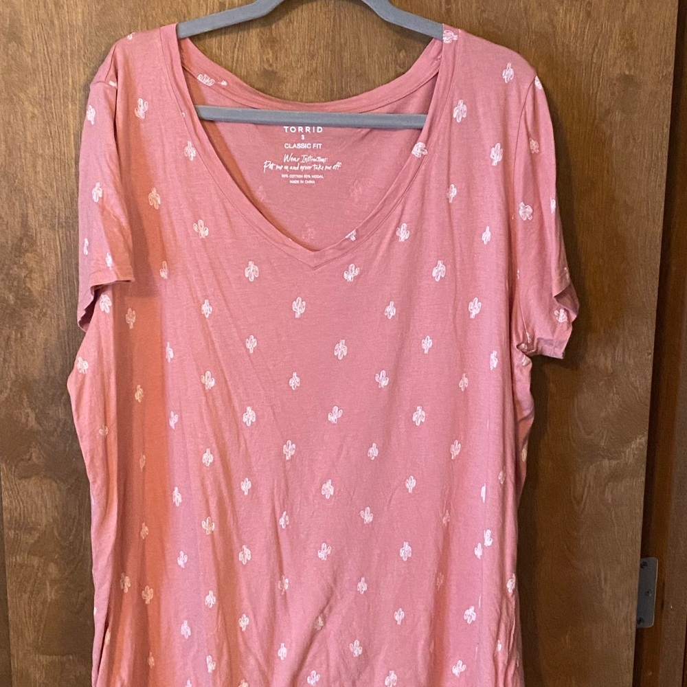 Pink Cactus tee by Torrid